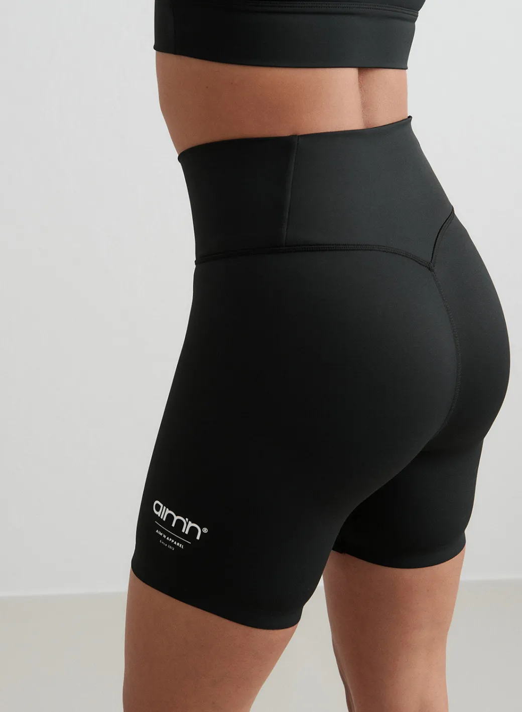 Black Edge Core Midi Shorts>AIM’N Best