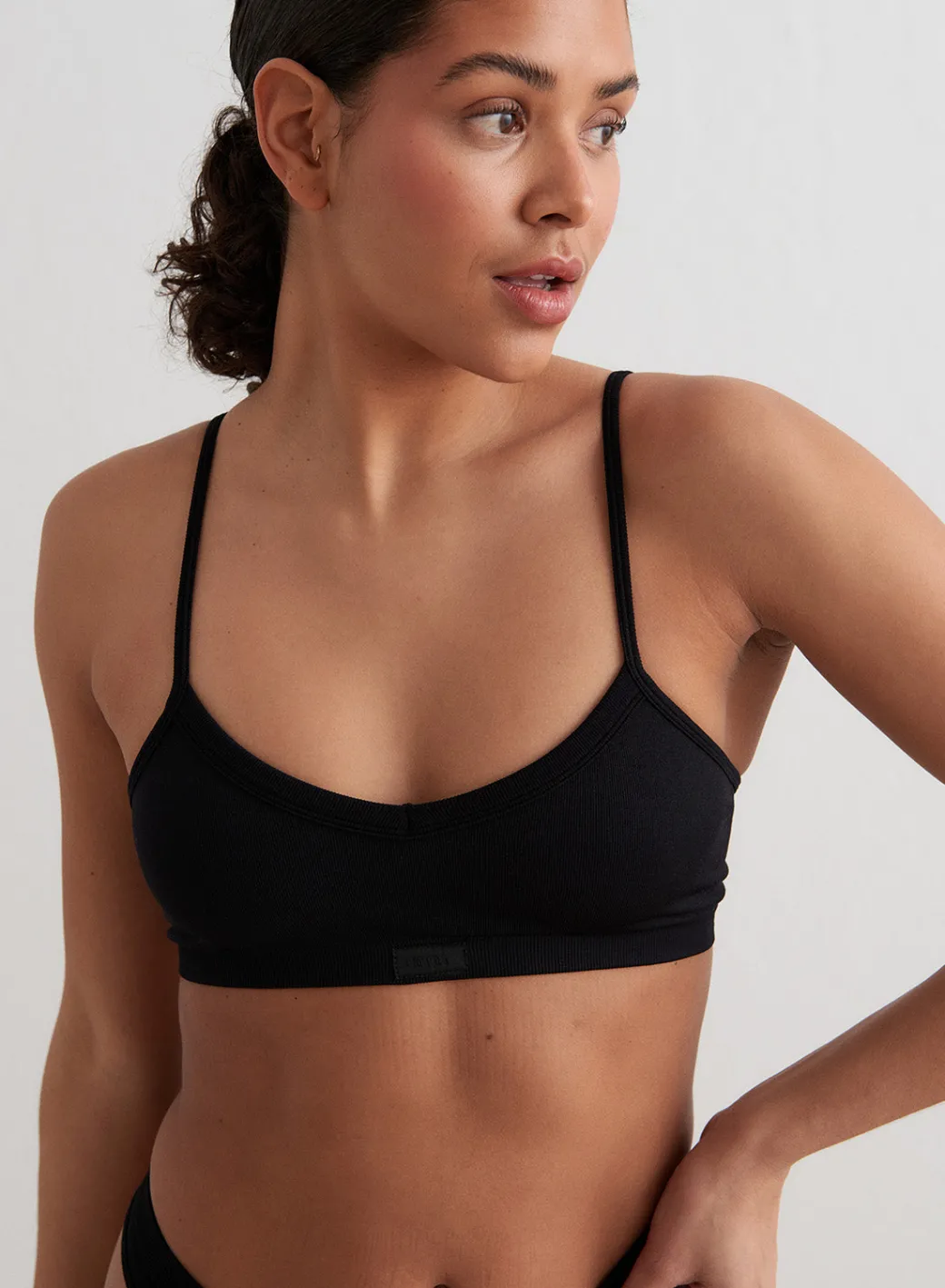 Seamless Bra>AIM’N Outlet