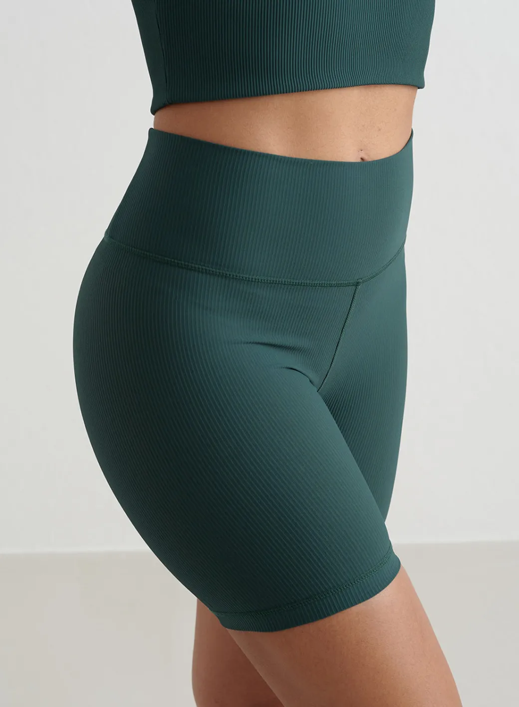 Ribbed Performance Midi Biker Shorts>AIM’N Online