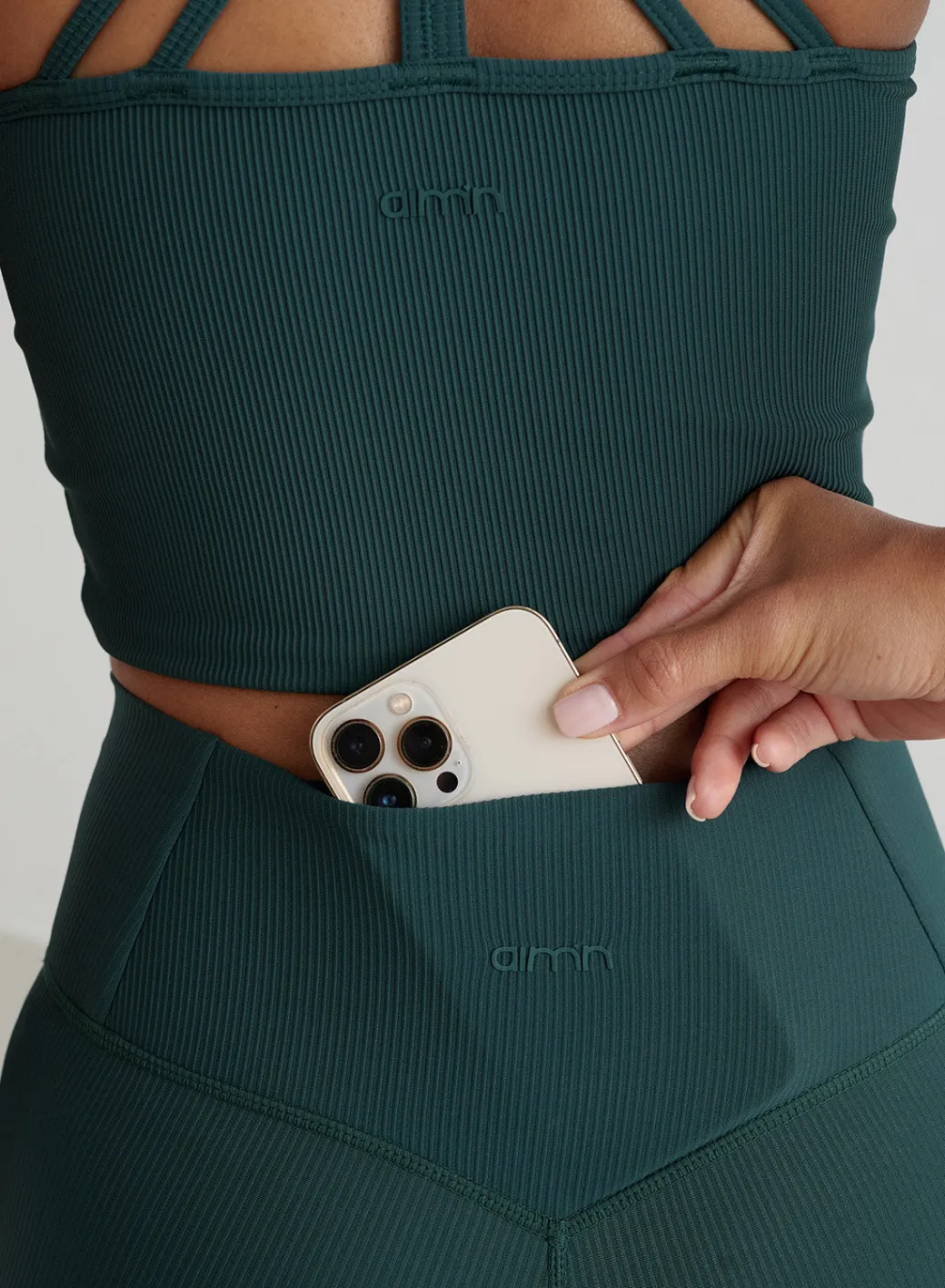 Ribbed Performance Midi Biker Shorts>AIM’N Online