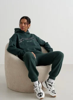 Varsity Classic Sweatpants><noscript><img data-lazyloaded=