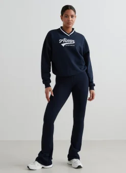 Navy Pitch V-neck Sweatshirt><noscript><img data-lazyloaded=