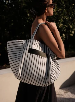 Off-white Beach Tote Bag><noscript><img width=